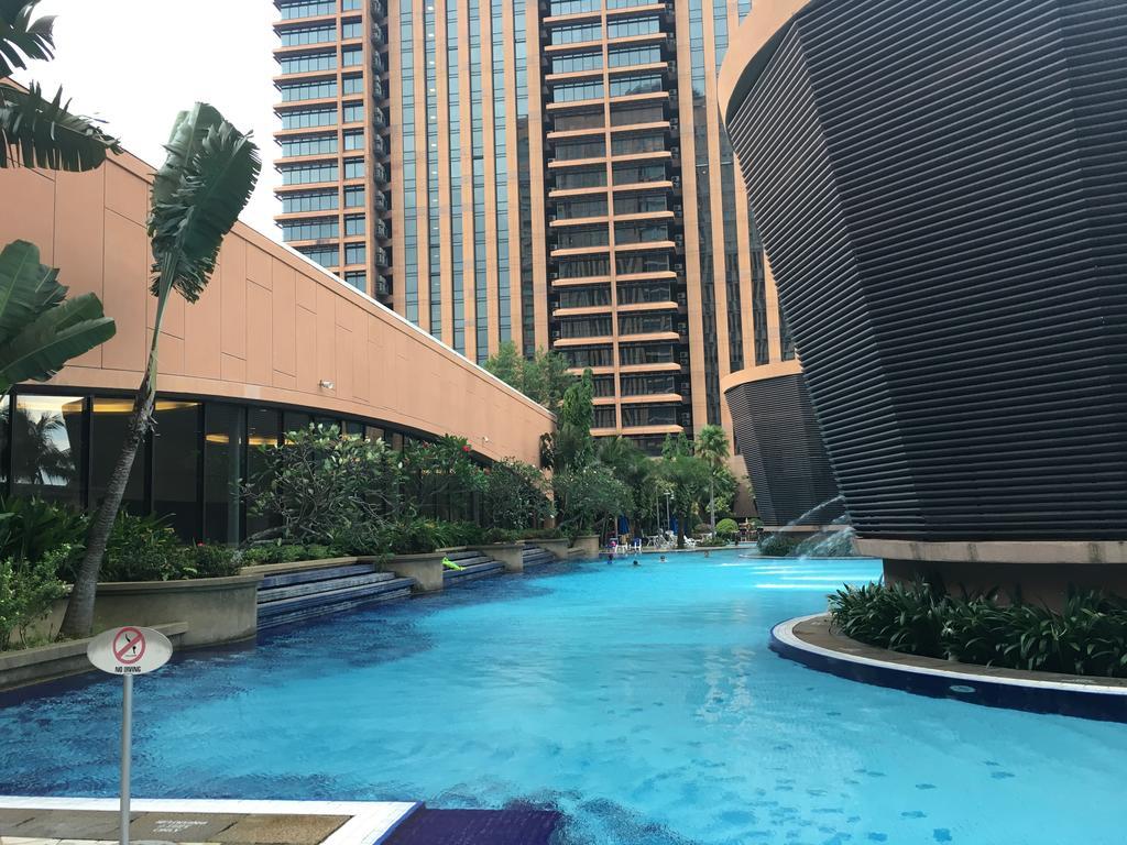 Rainbow Service Suite At Times Square Kuala Lumpur Bagian luar foto