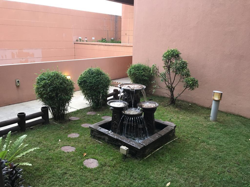 Rainbow Service Suite At Times Square Kuala Lumpur Bagian luar foto