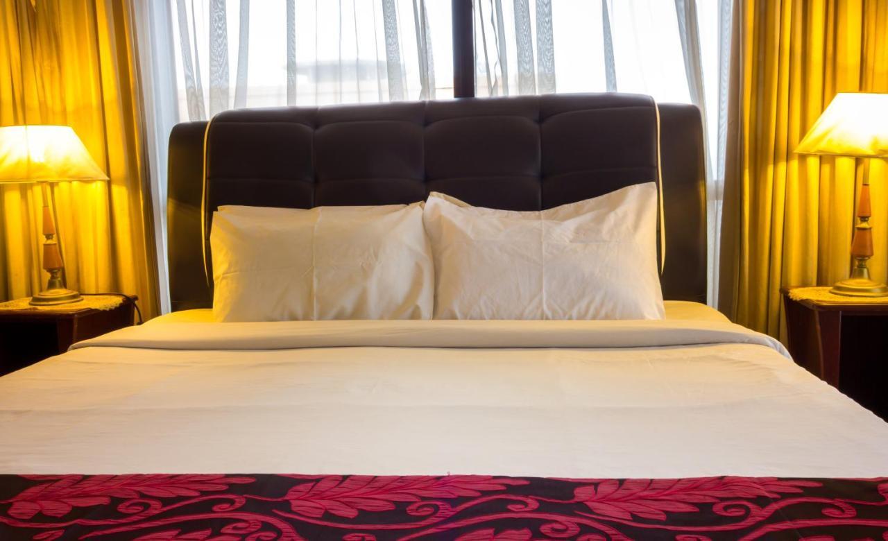 Rainbow Service Suite At Times Square Kuala Lumpur Bagian luar foto